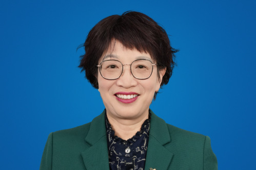 张俊霞.png
